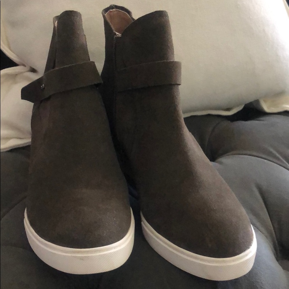 L.Paola Wedges - Picture 3 of 4